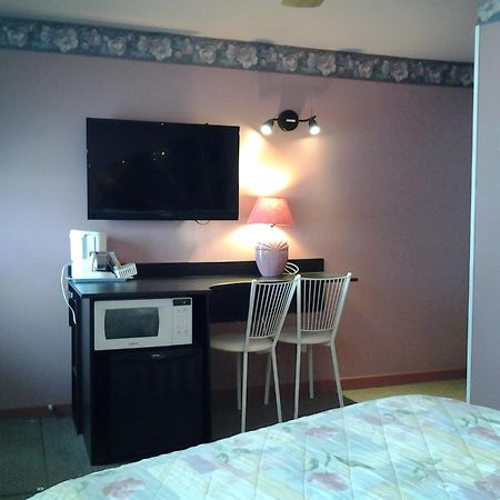 Motel Normandie Louiseville Chambre photo