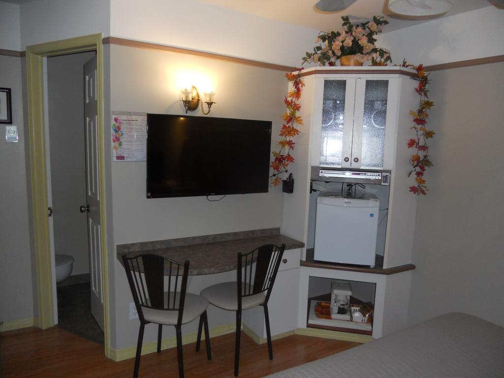 Motel Normandie Louiseville Chambre photo