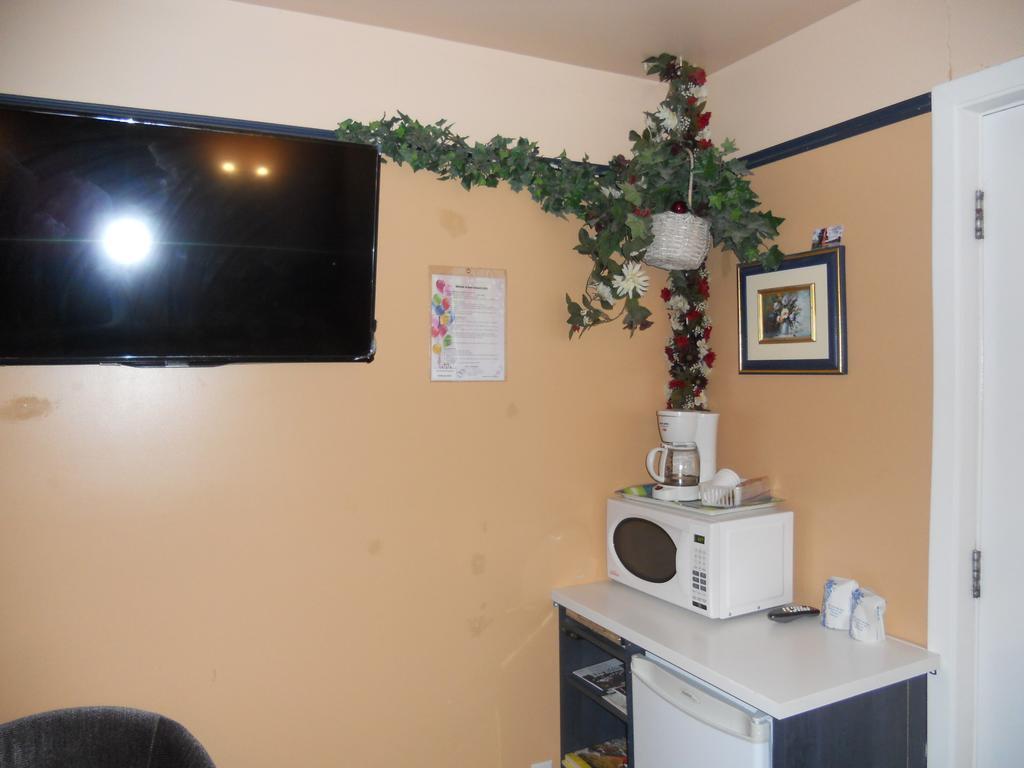 Motel Normandie Louiseville Chambre photo