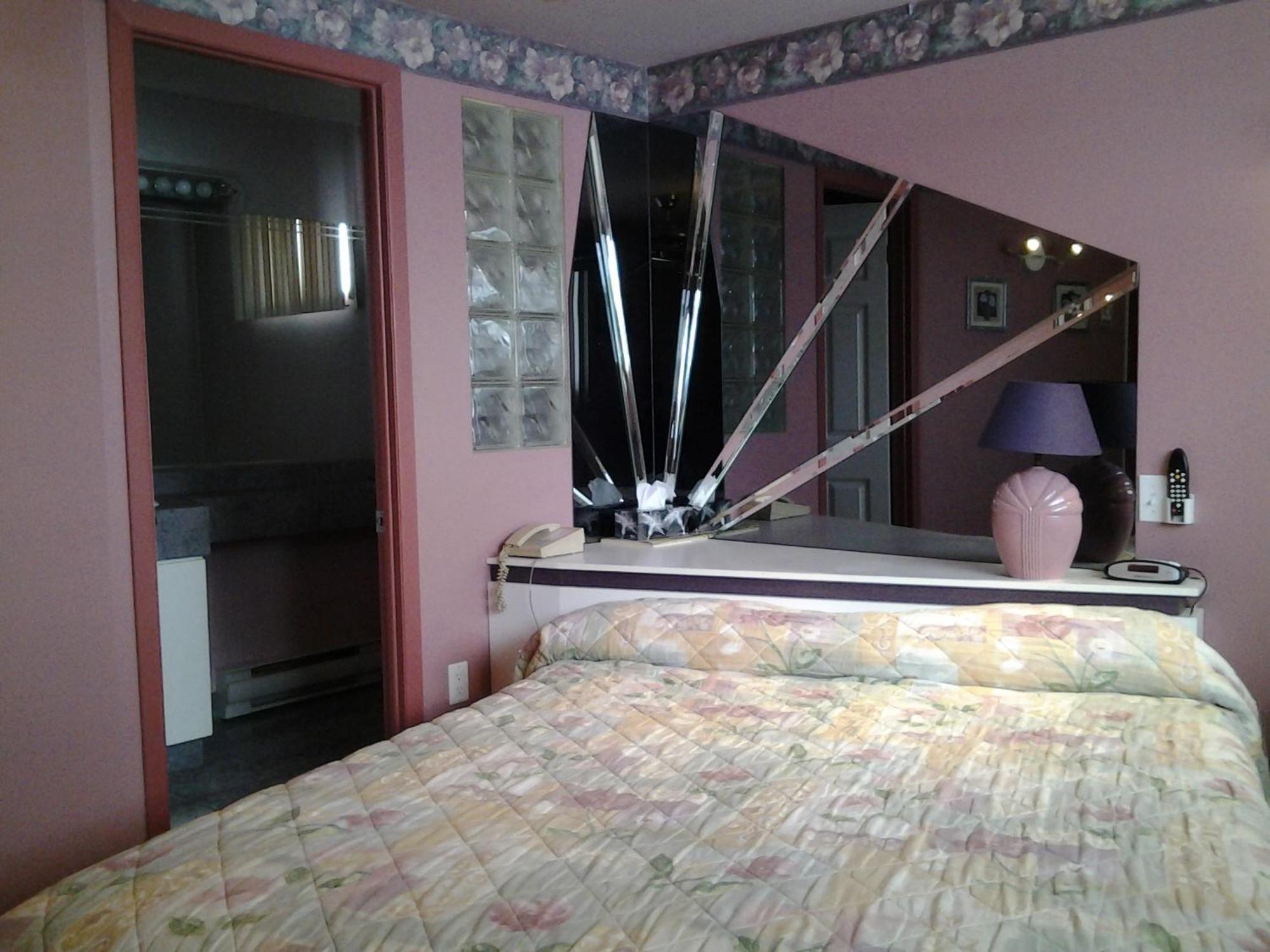 Motel Normandie Louiseville Chambre photo