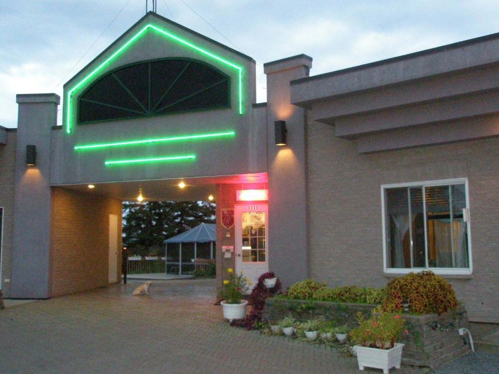 Motel Normandie Louiseville Extérieur photo